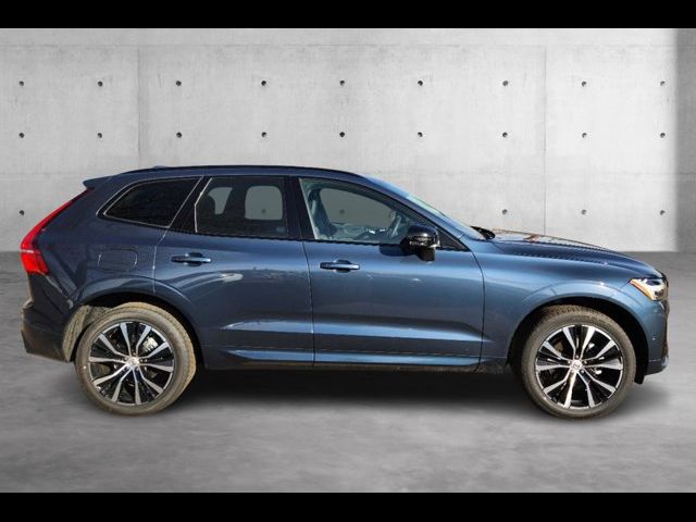 2025 Volvo XC60 Plus