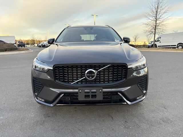 2025 Volvo XC60 Plus