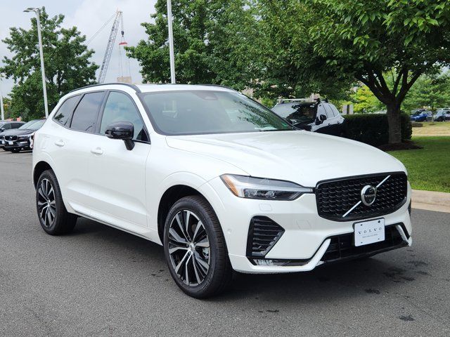 2025 Volvo XC60 Plus