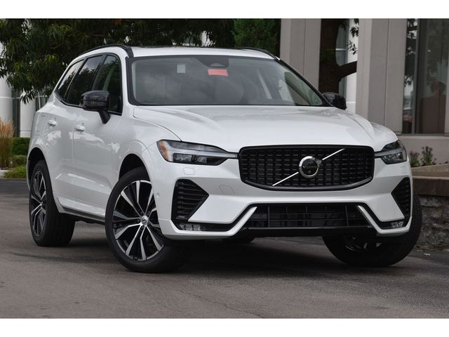 2025 Volvo XC60 Plus Dark Theme