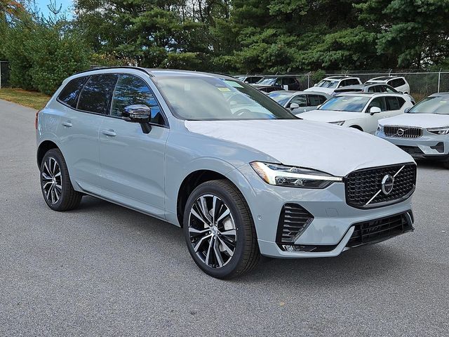 2025 Volvo XC60 Plus