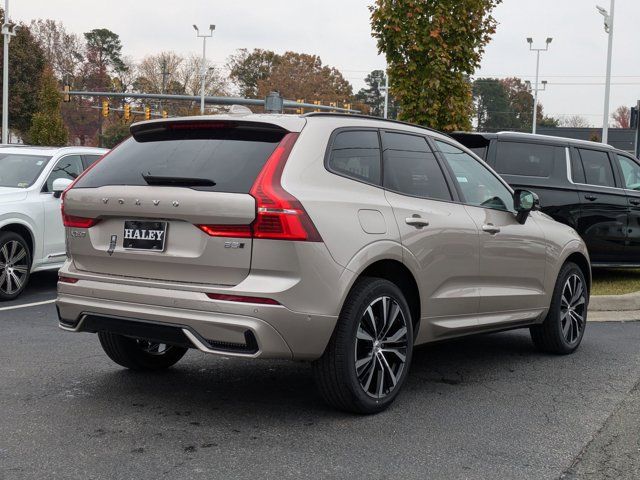 2025 Volvo XC60 Plus