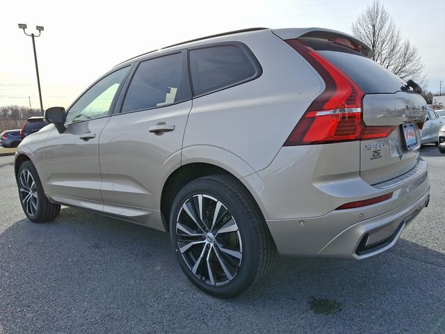 2025 Volvo XC60 Plus