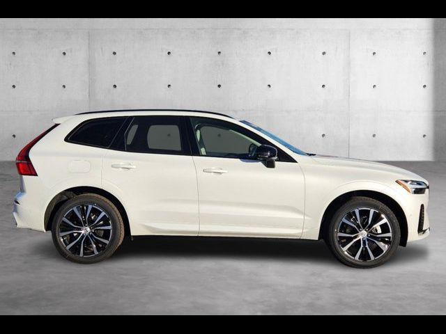 2025 Volvo XC60 Plus