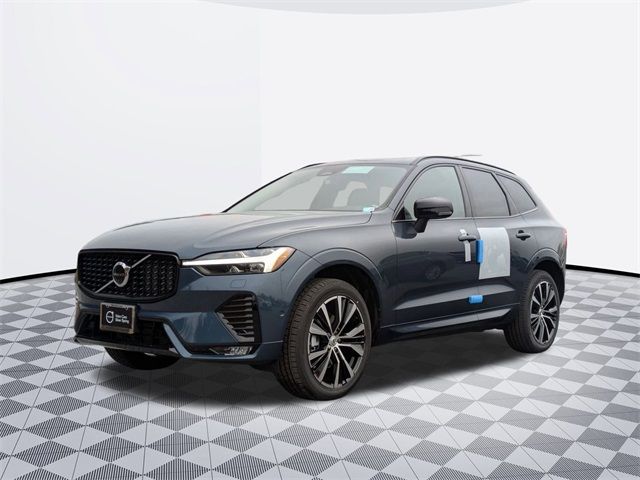 2025 Volvo XC60 Plus