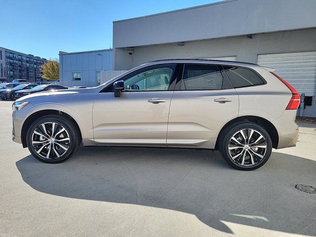 2025 Volvo XC60 Plus