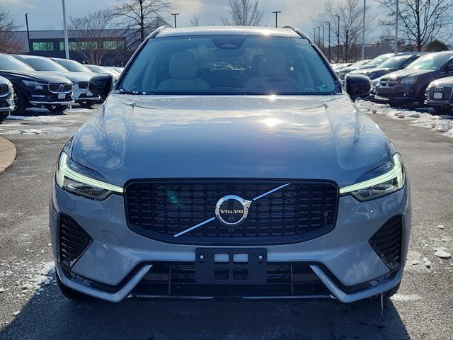 2025 Volvo XC60 Plus