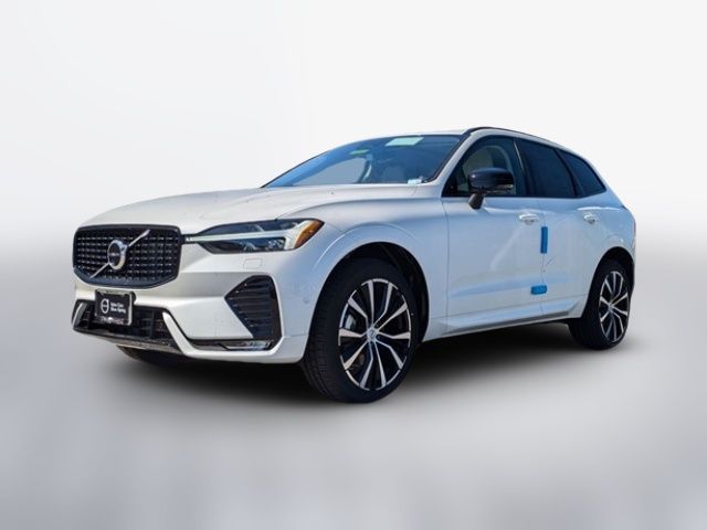 2025 Volvo XC60 Plus