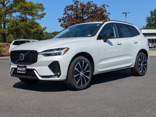 2025 Volvo XC60 Plus