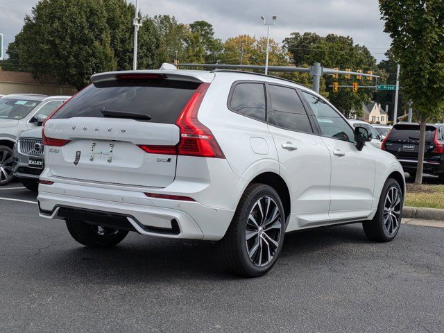 2025 Volvo XC60 Plus