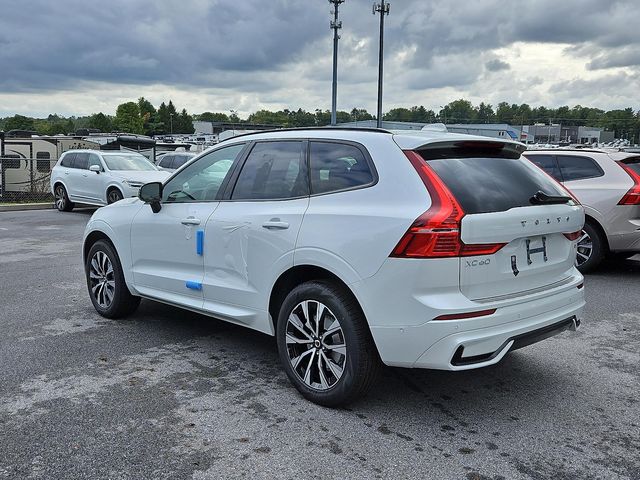 2025 Volvo XC60 Plus