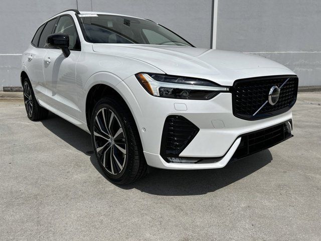 2025 Volvo XC60 Plus