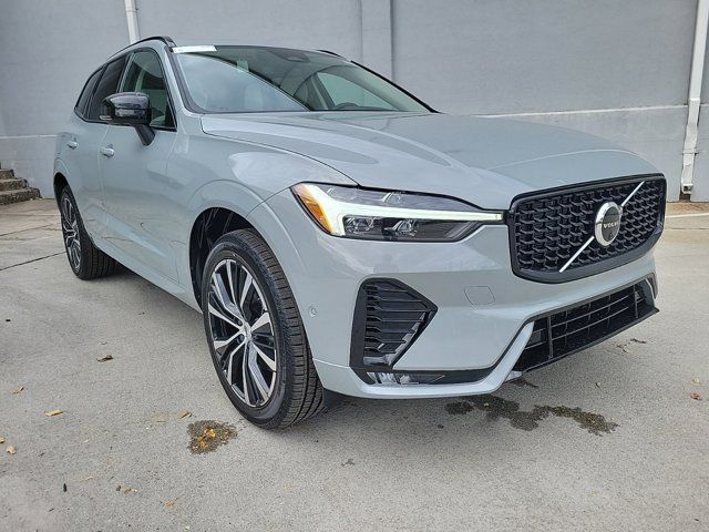 2025 Volvo XC60 Plus