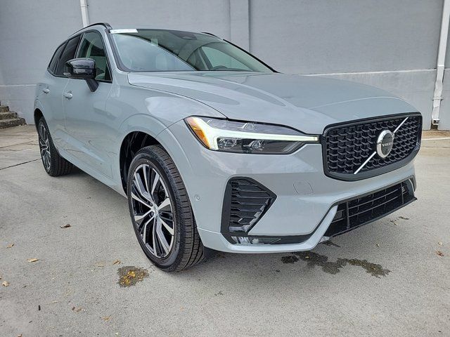 2025 Volvo XC60 Plus