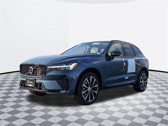 2025 Volvo XC60 Plus