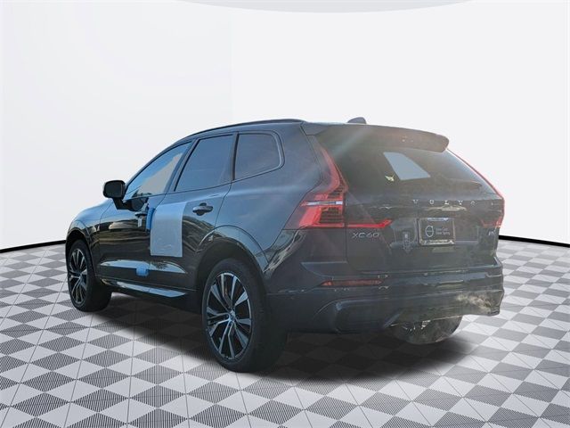 2025 Volvo XC60 Plus