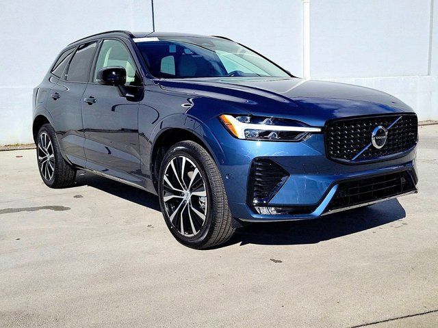 2025 Volvo XC60 Plus