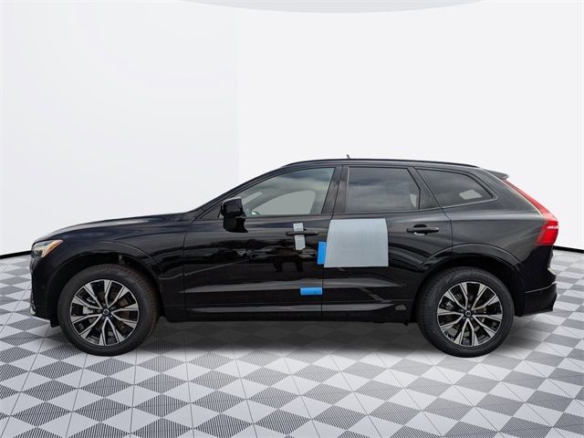 2025 Volvo XC60 Plus