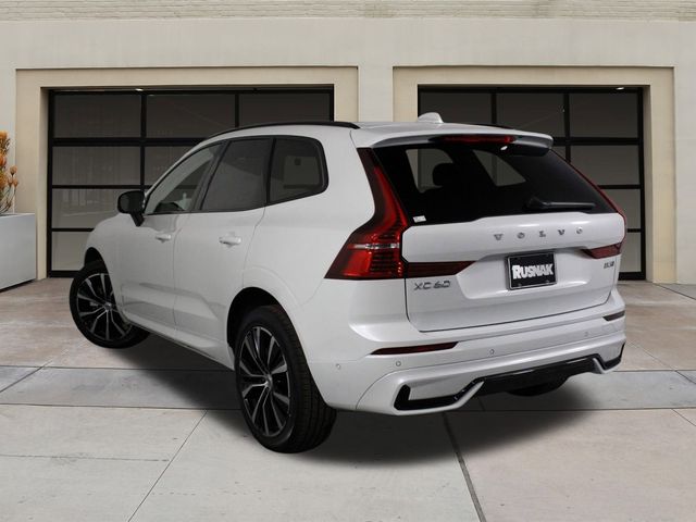 2025 Volvo XC60 Plus