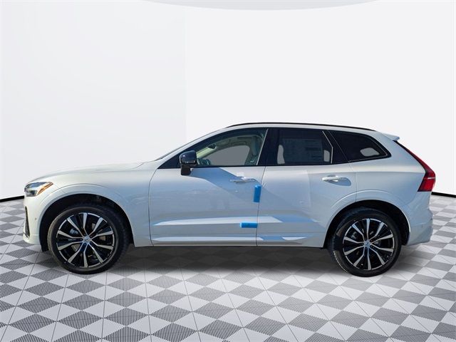 2025 Volvo XC60 Plus