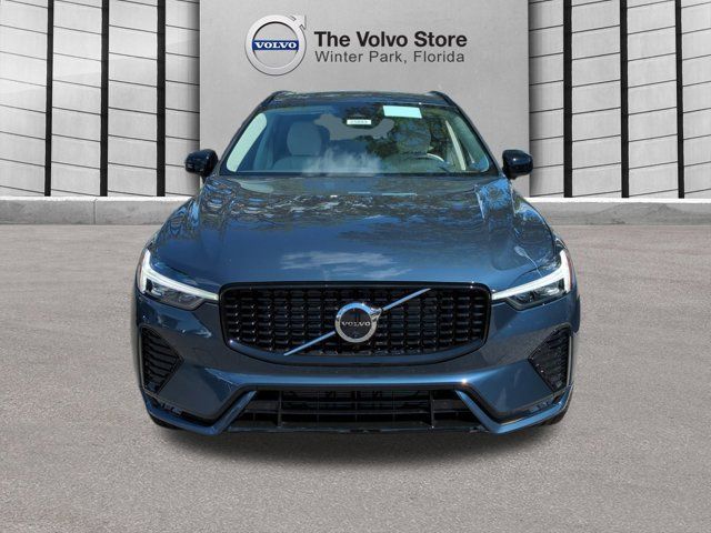 2025 Volvo XC60 Plus
