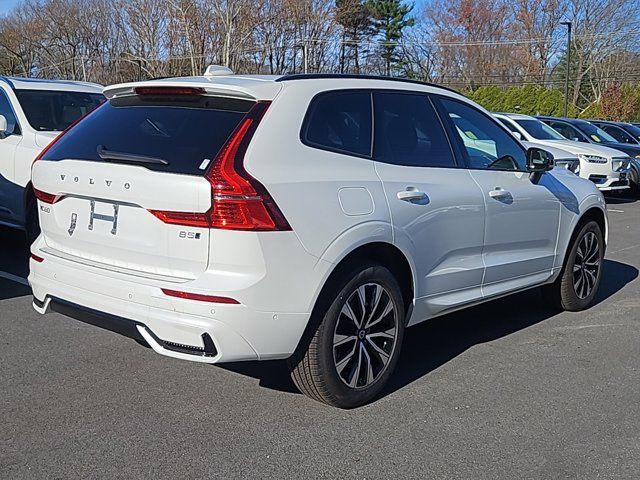 2025 Volvo XC60 Plus