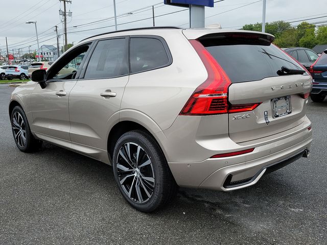 2025 Volvo XC60 Plus