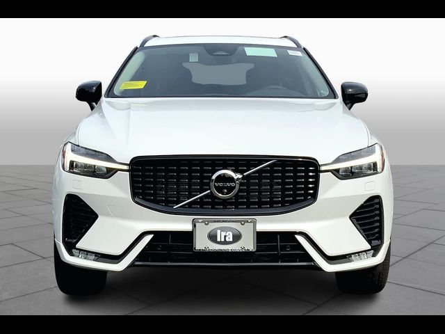 2025 Volvo XC60 Plus