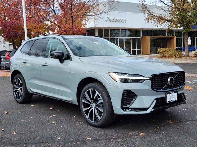 2025 Volvo XC60 Plus