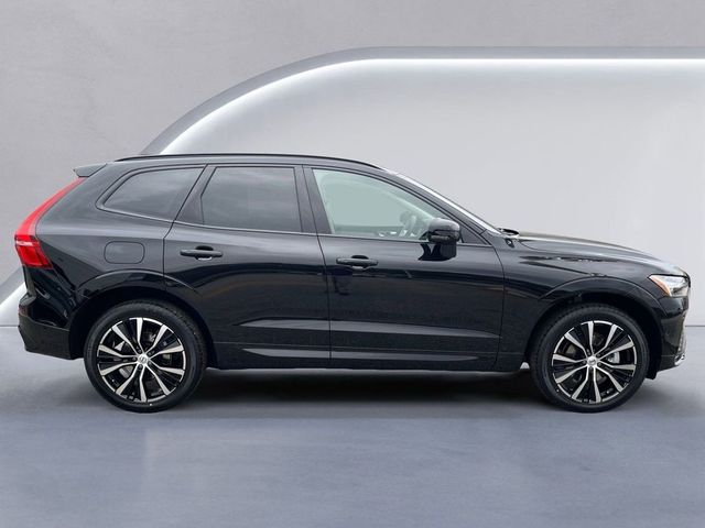 2025 Volvo XC60 Plus