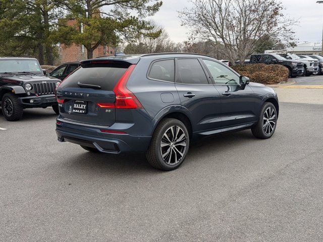 2025 Volvo XC60 Plus