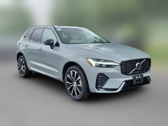 2025 Volvo XC60 Plus