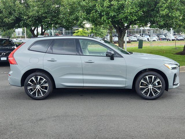 2025 Volvo XC60 Plus