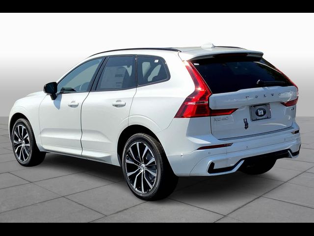 2025 Volvo XC60 Plus