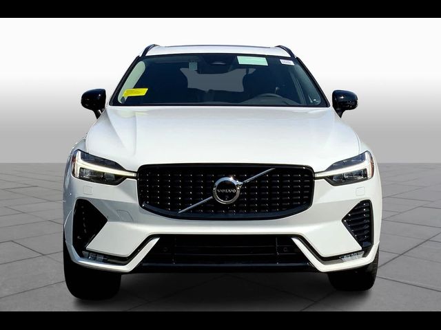 2025 Volvo XC60 Plus