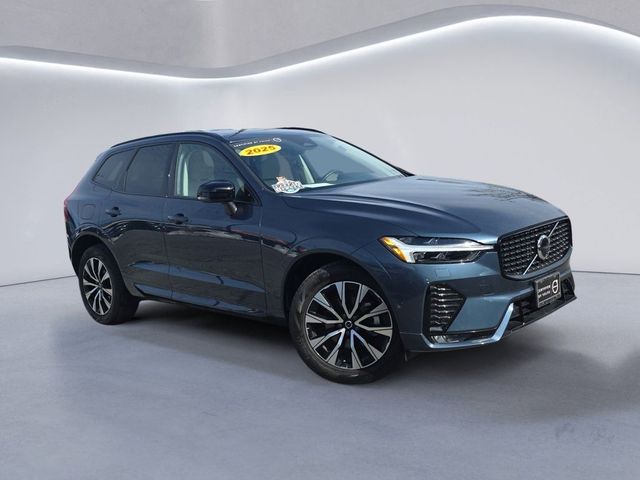 2025 Volvo XC60 Plus
