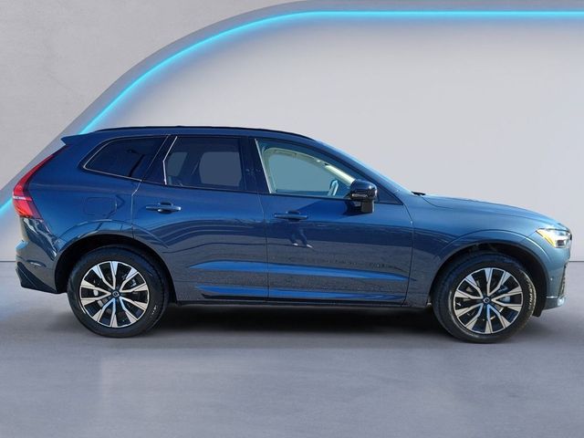 2025 Volvo XC60 Plus