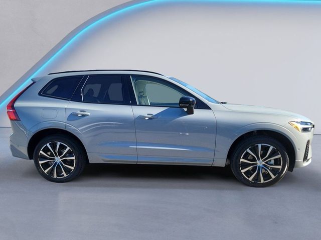 2025 Volvo XC60 Plus