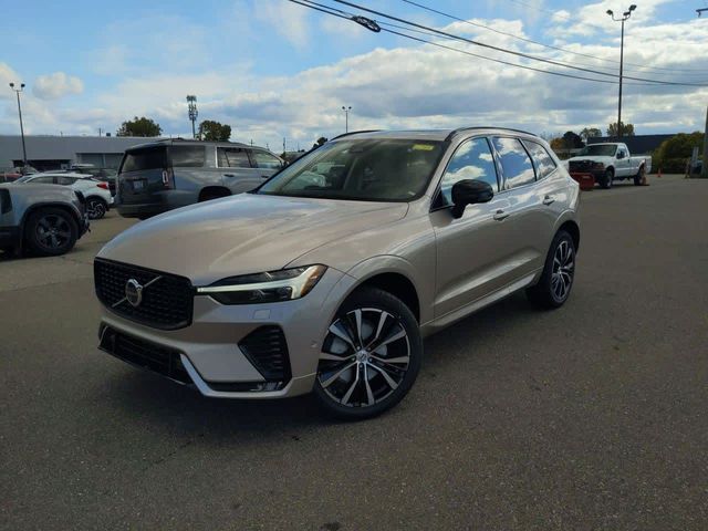 2025 Volvo XC60 Plus