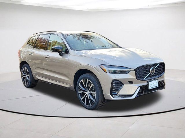 2025 Volvo XC60 Plus