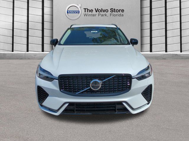 2025 Volvo XC60 Plus