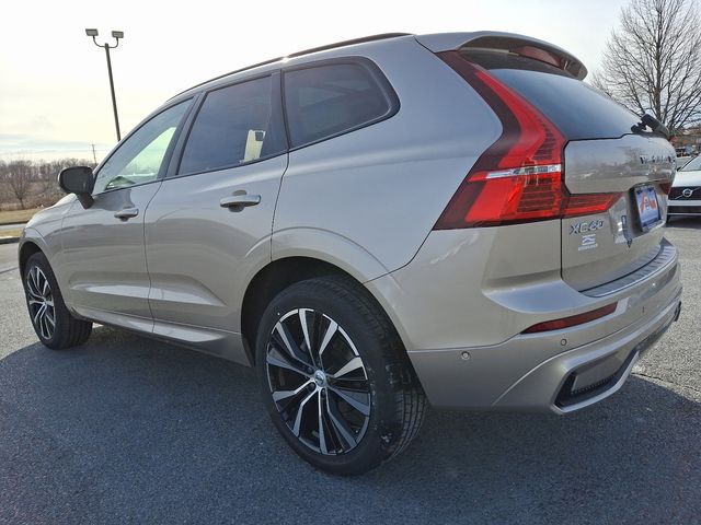 2025 Volvo XC60 Plus