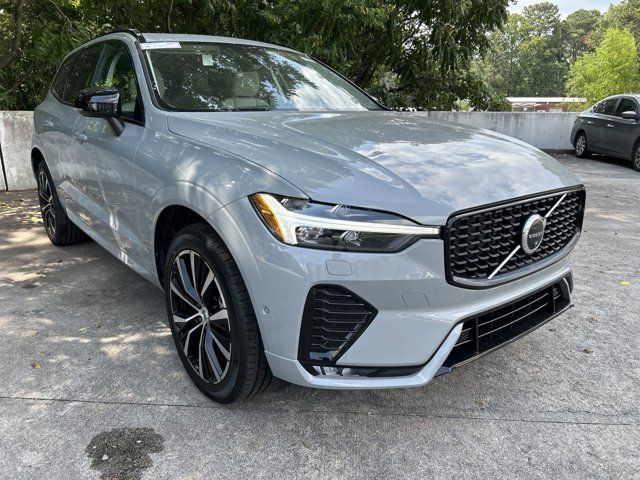 2025 Volvo XC60 Plus