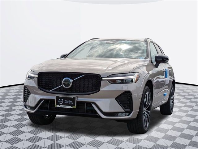 2025 Volvo XC60 Plus