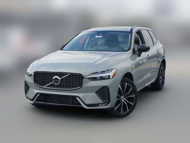 2025 Volvo XC60 Plus