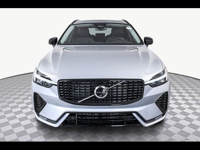 2025 Volvo XC60 Plus