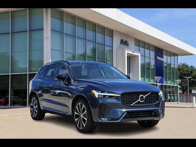 2025 Volvo XC60 Plus