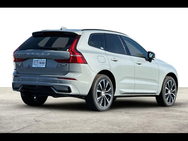 2025 Volvo XC60 Plus