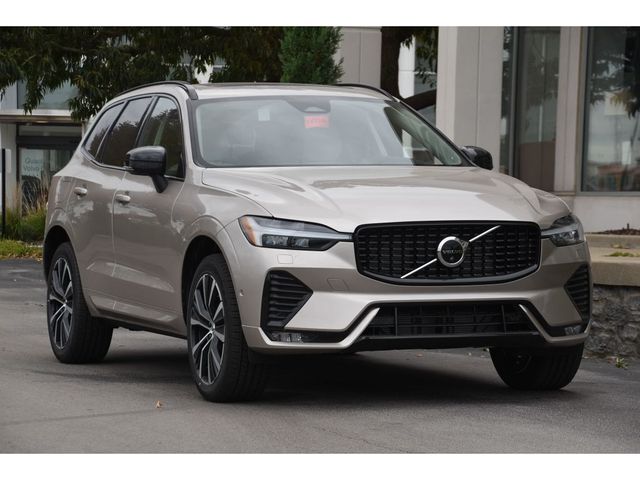 2025 Volvo XC60 Plus