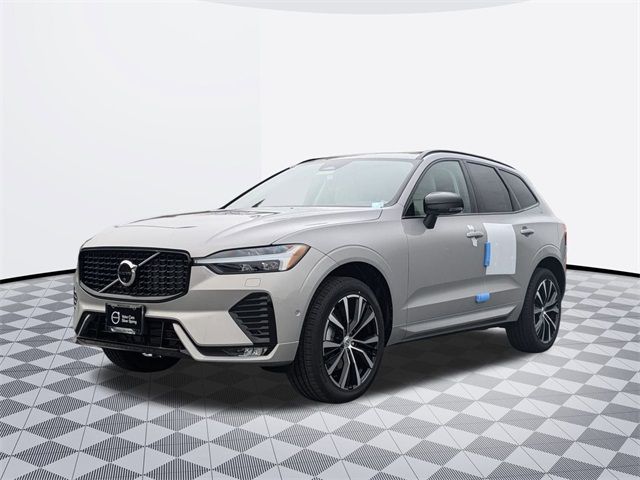 2025 Volvo XC60 Plus